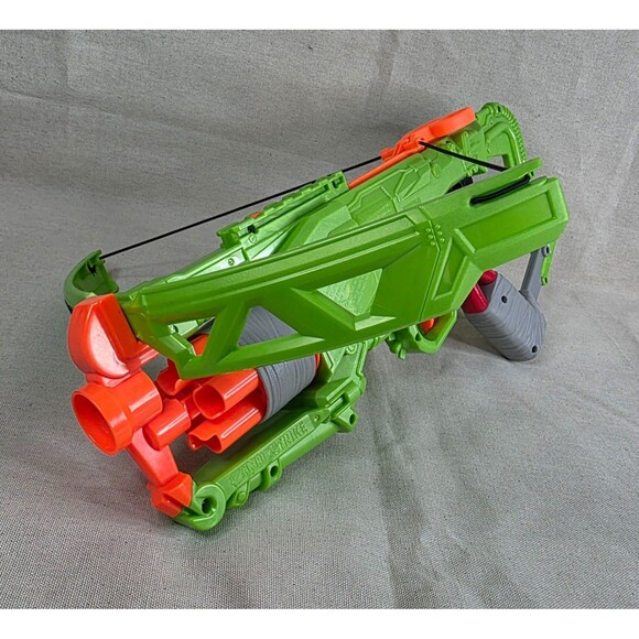 Nerf Zombie Strike Outbreaker Bow Blaster – Tested, No Darts - Picture 2 of 8